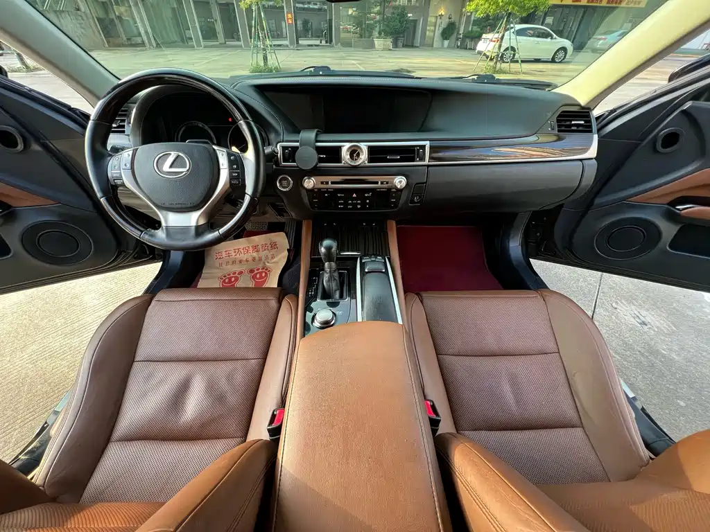 Lexus GS 2015 — фото 15