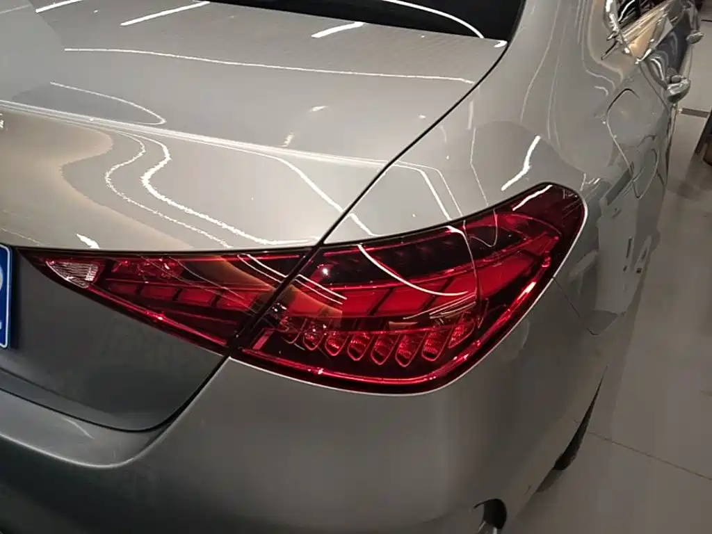 Mercedes-Benz C-Class 2023 — фото 8