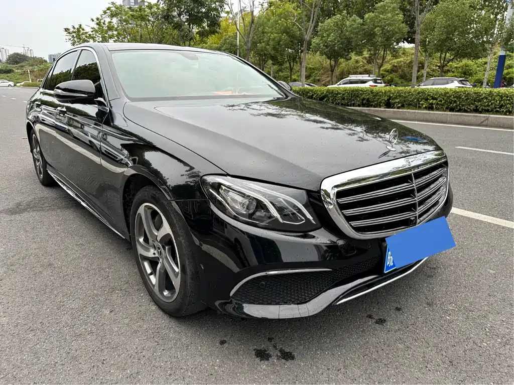 Mercedes-Benz E-Class 2018 — фото 3