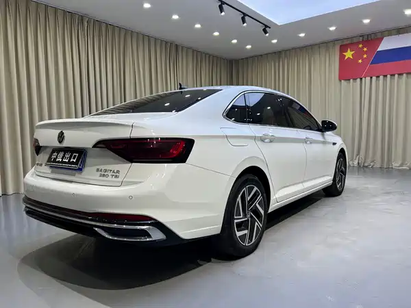 Volkswagen Sagitar 2022