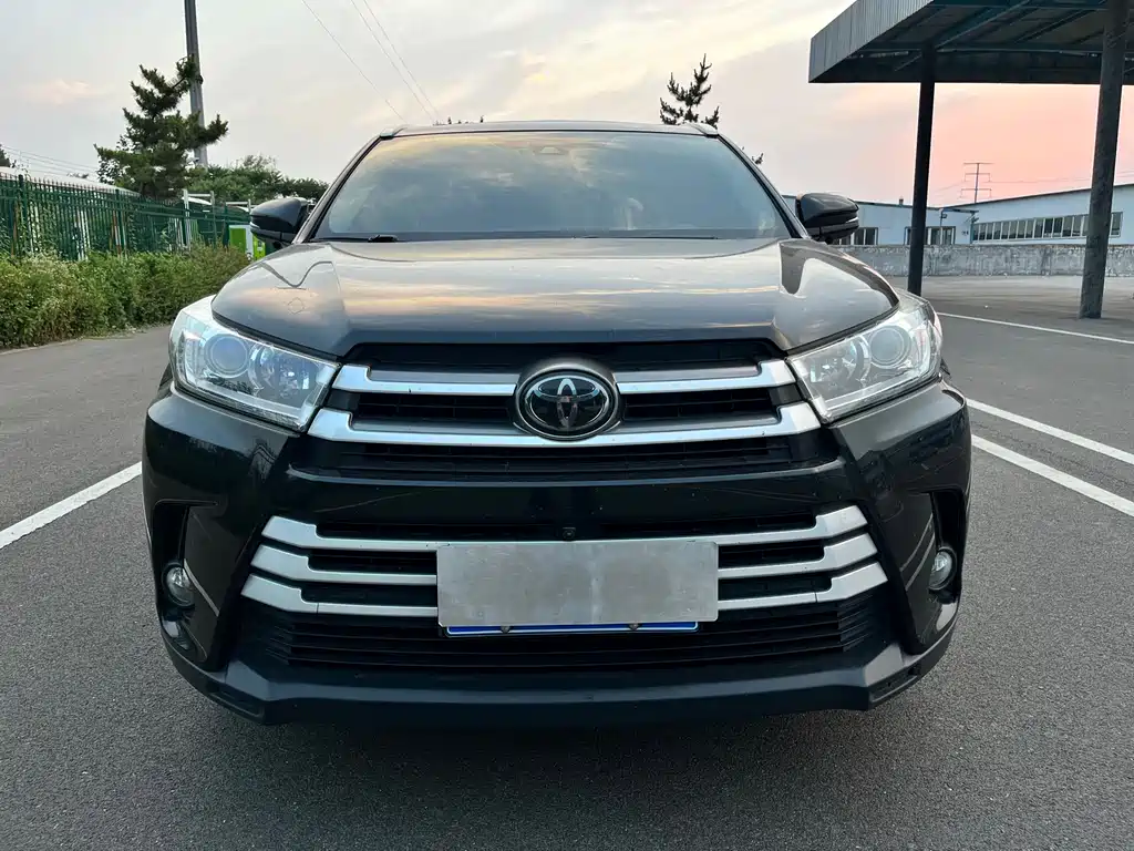 Toyota Highlander 2020