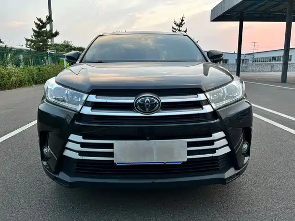 Toyota Highlander 2020
