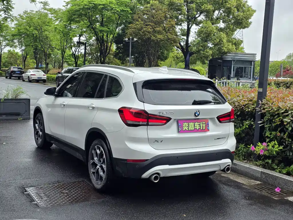 BMW X1 2022 — фото 6