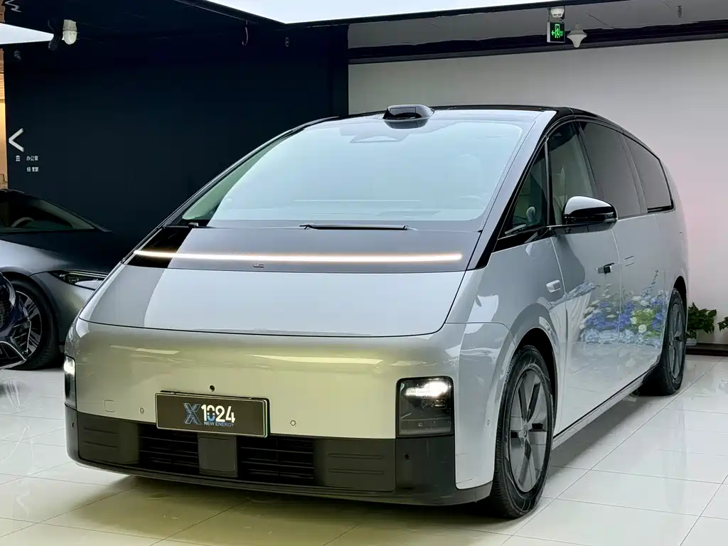 Li Auto Li MEGA 2024