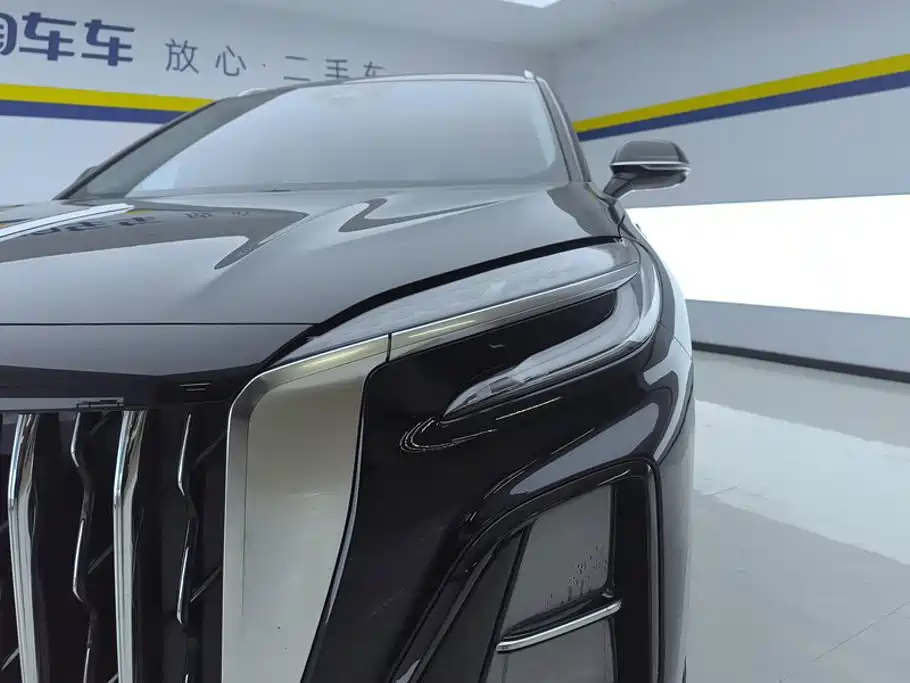 Hongqi HS3 PHEV 2025 — фото 5