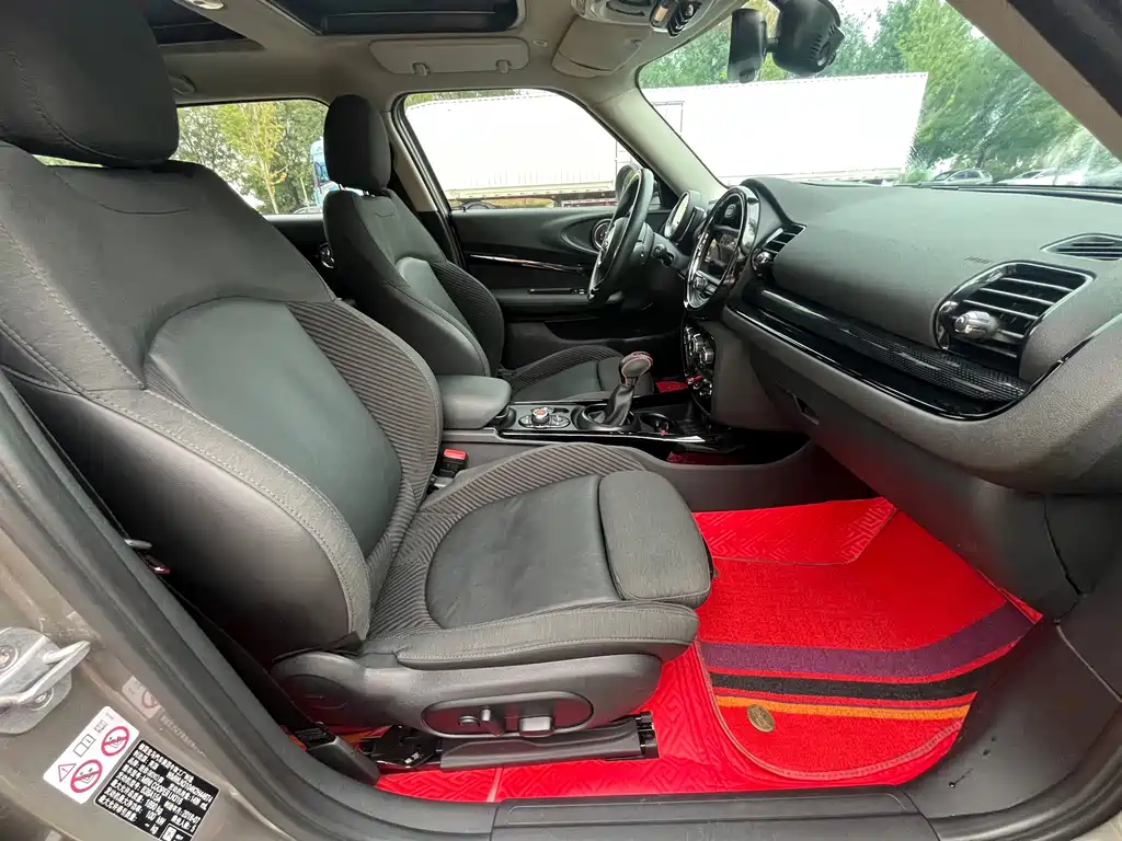 MINI Clubman 2019 — фото 14