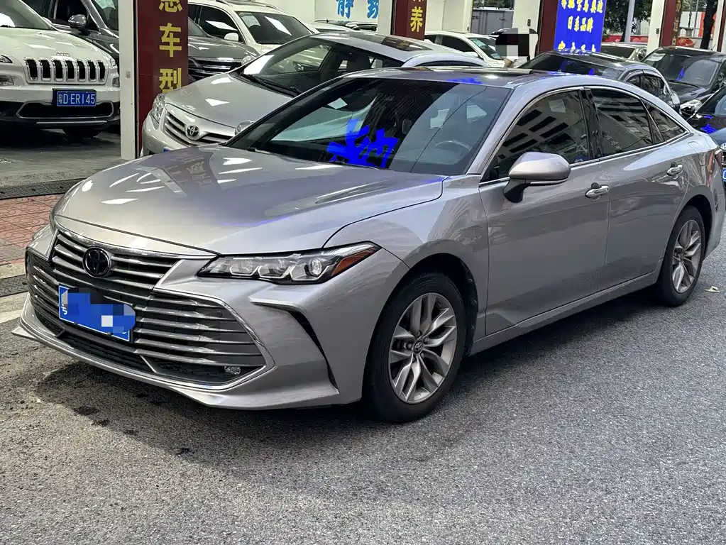 Toyota Avalon 2020