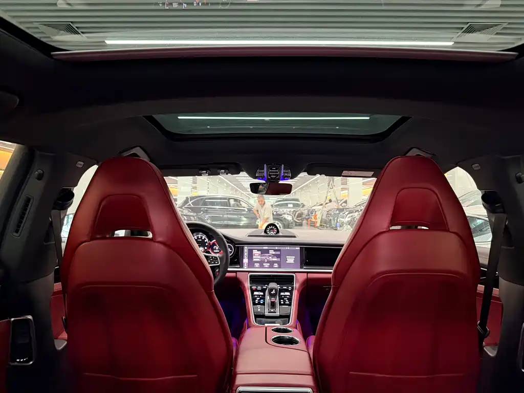 Porsche Panamera 2019 — фото 12