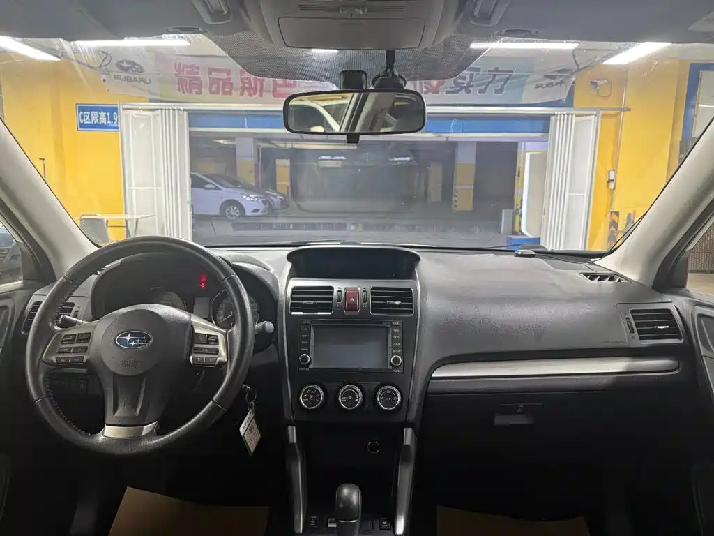 Subaru Forester 2013 — фото 12