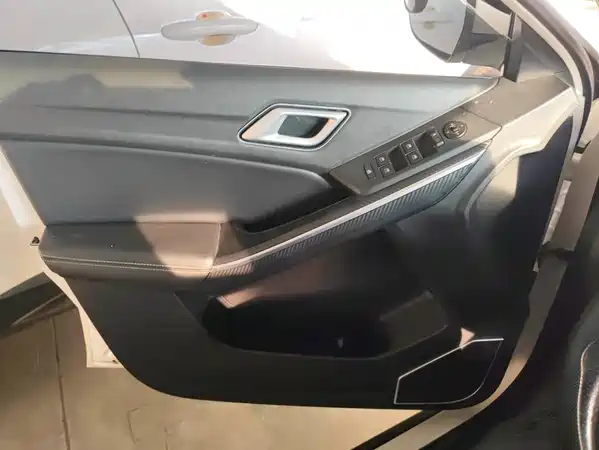 JMC Yusheng S330 2017