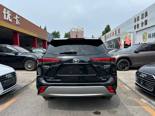 Toyota Highlander 2022
