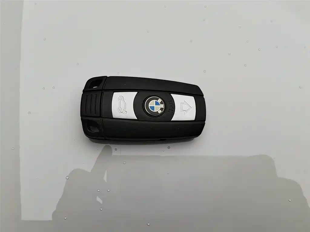 BMW X1 2014 — фото 19