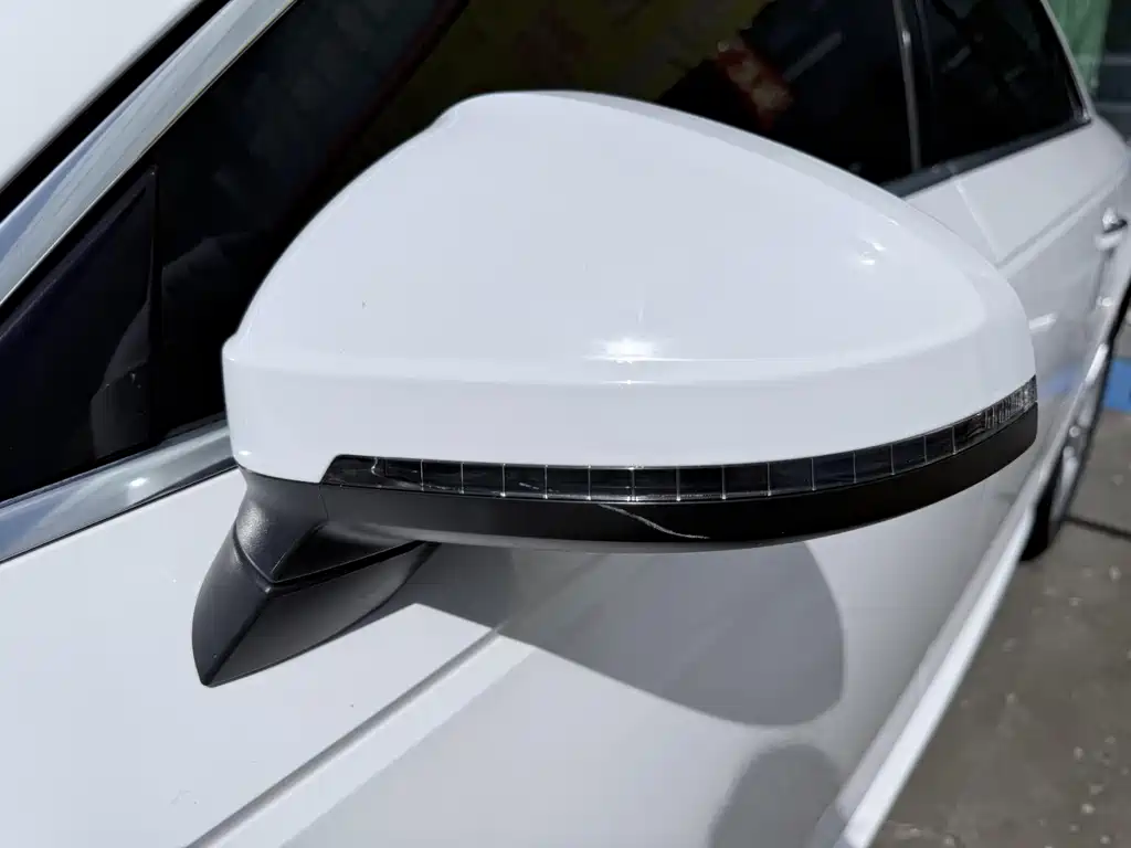 Audi A4L 2018 — фото 7