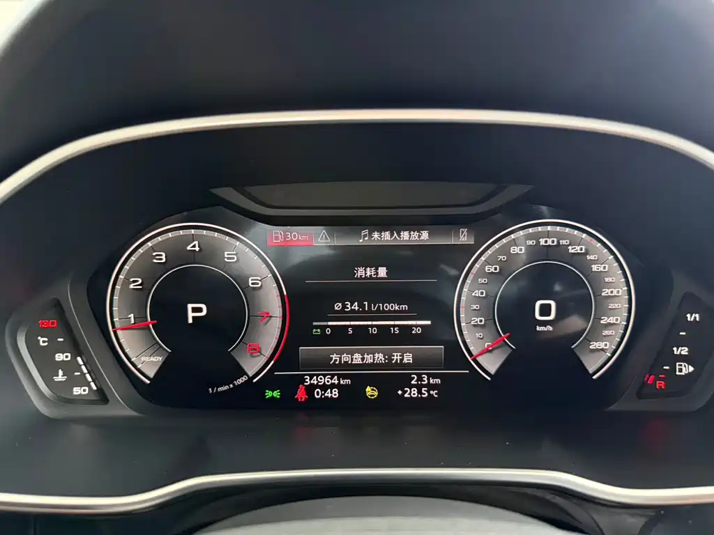 Audi Q3 2023 — фото 10