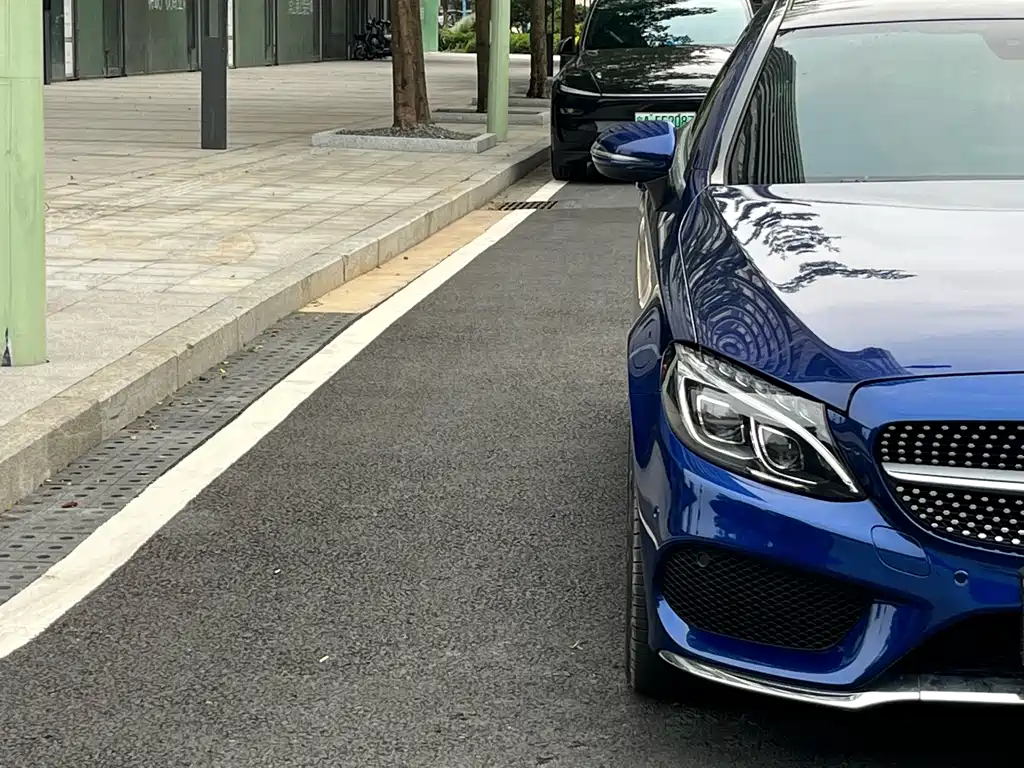 Mercedes-Benz C-Class 2017