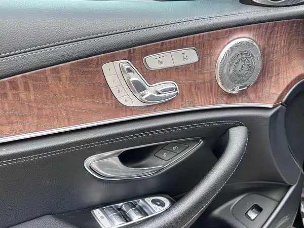 Mercedes-Benz E-Class 2017