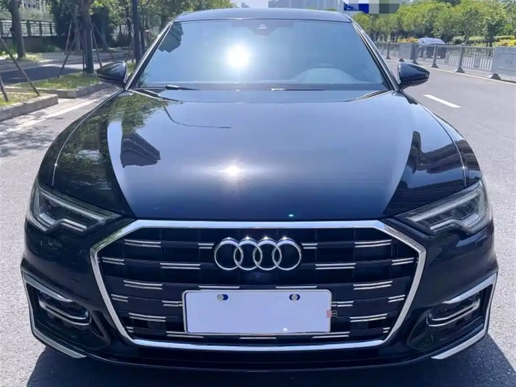 Audi A6L 2023 — фото 1