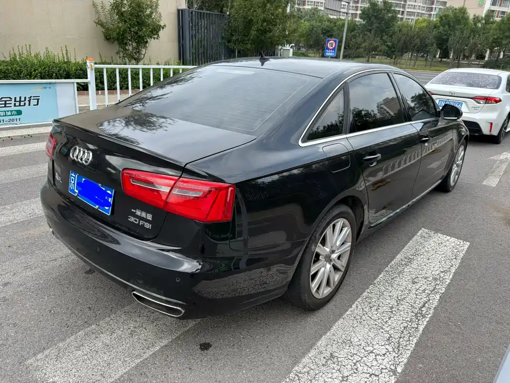 Audi A6L 2014 — фото 11