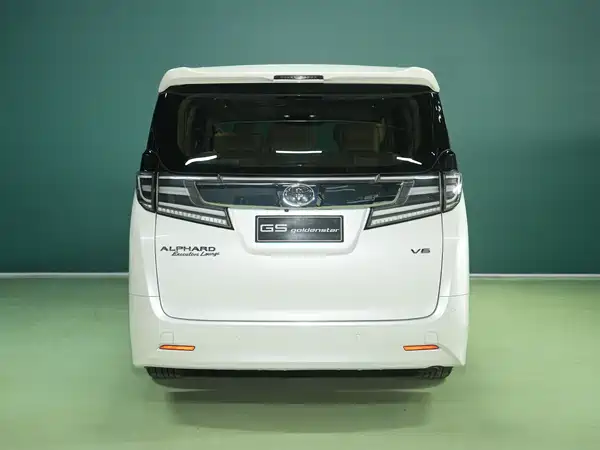 Toyota Alphard 2018