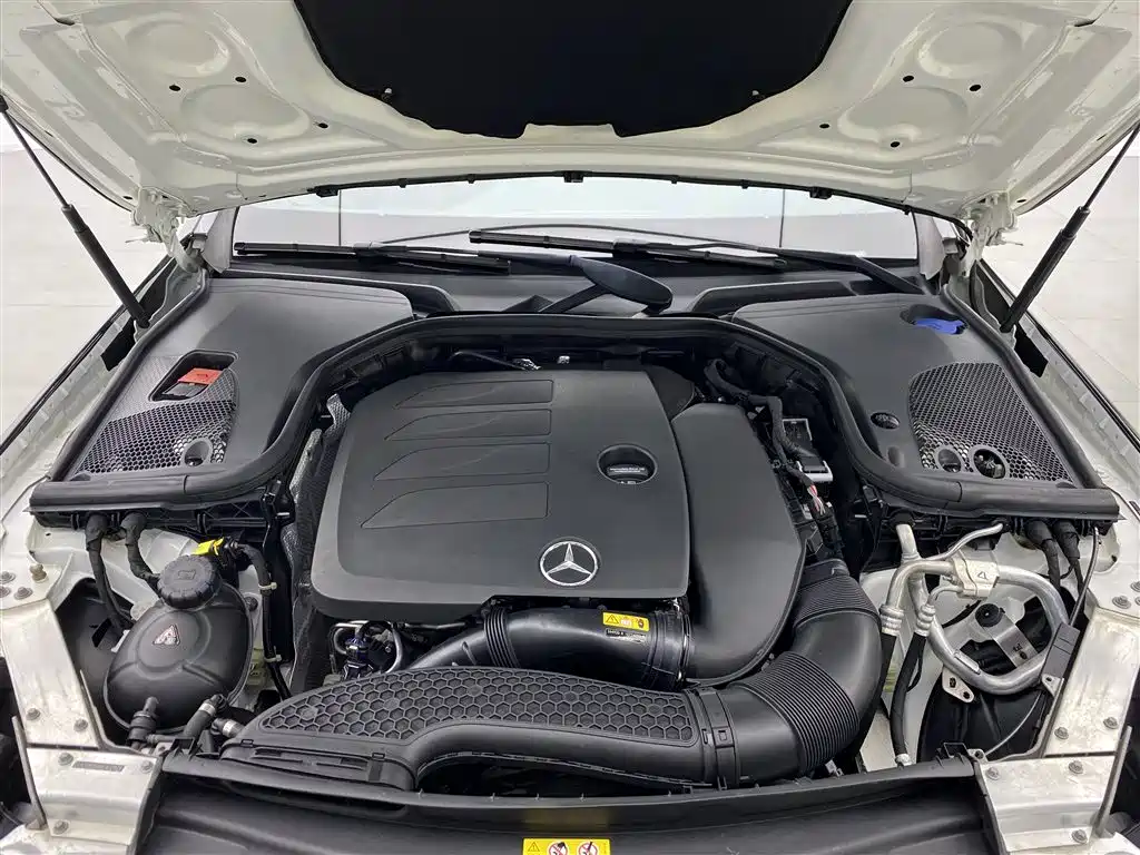 Mercedes-Benz E-Class 2020 — фото 25