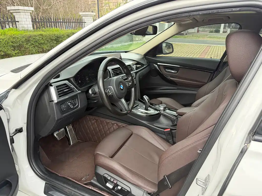 BMW 3 Series 2019