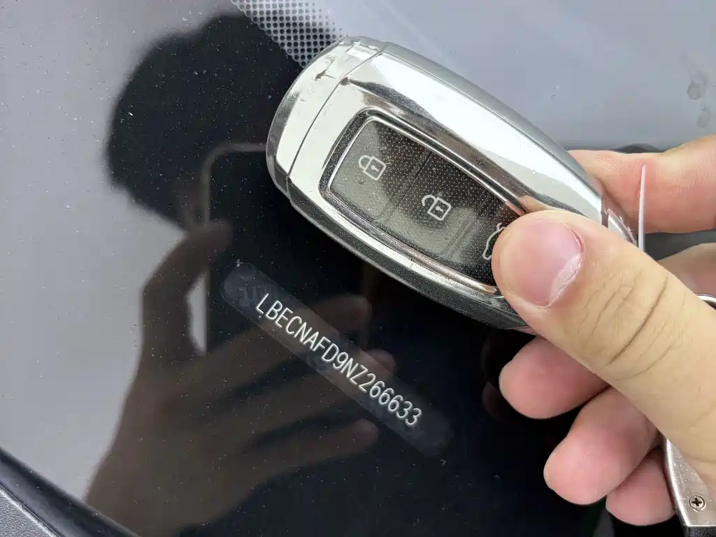 Hyundai Elantra 2023 — фото 28