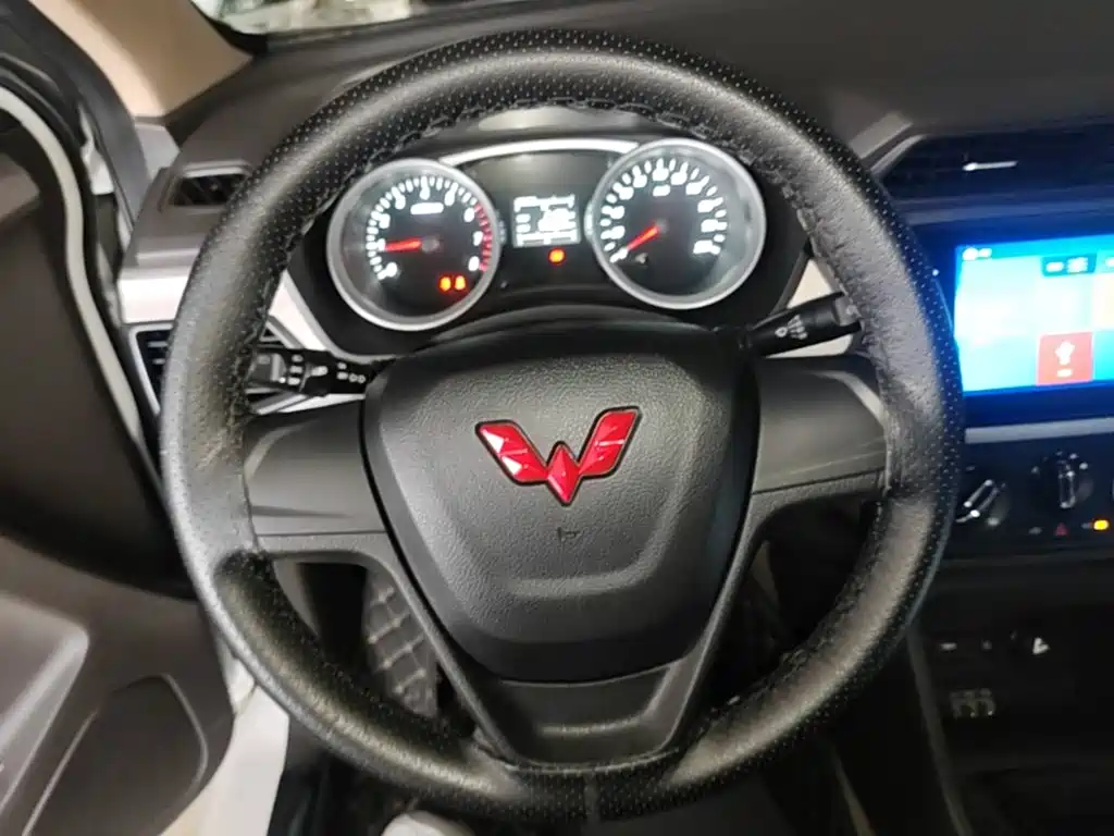 Wuling Hongguang 2021