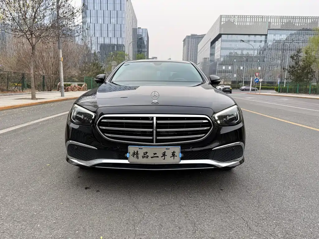 Mercedes-Benz E-Class 2022 — фото 2