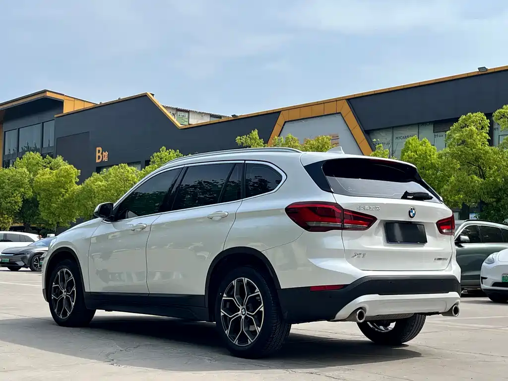 BMW X1 2020 — фото 7
