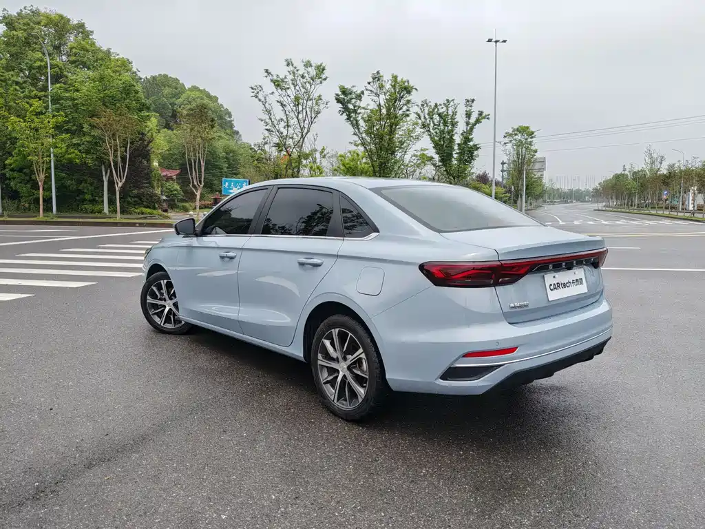 Geely Emgrand 2023 — фото 4