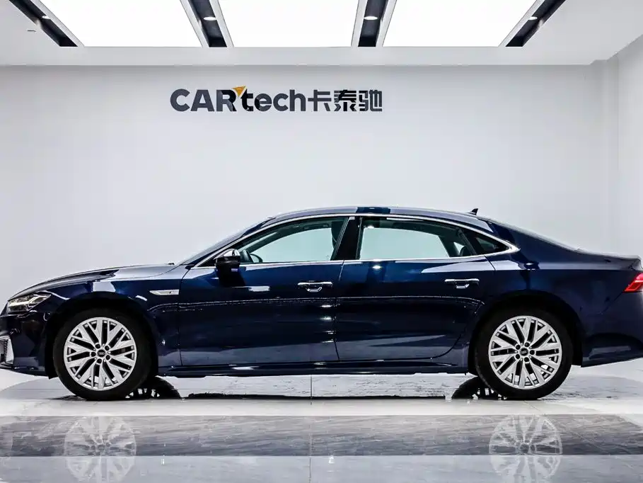 Audi A7L 2024 — фото 3