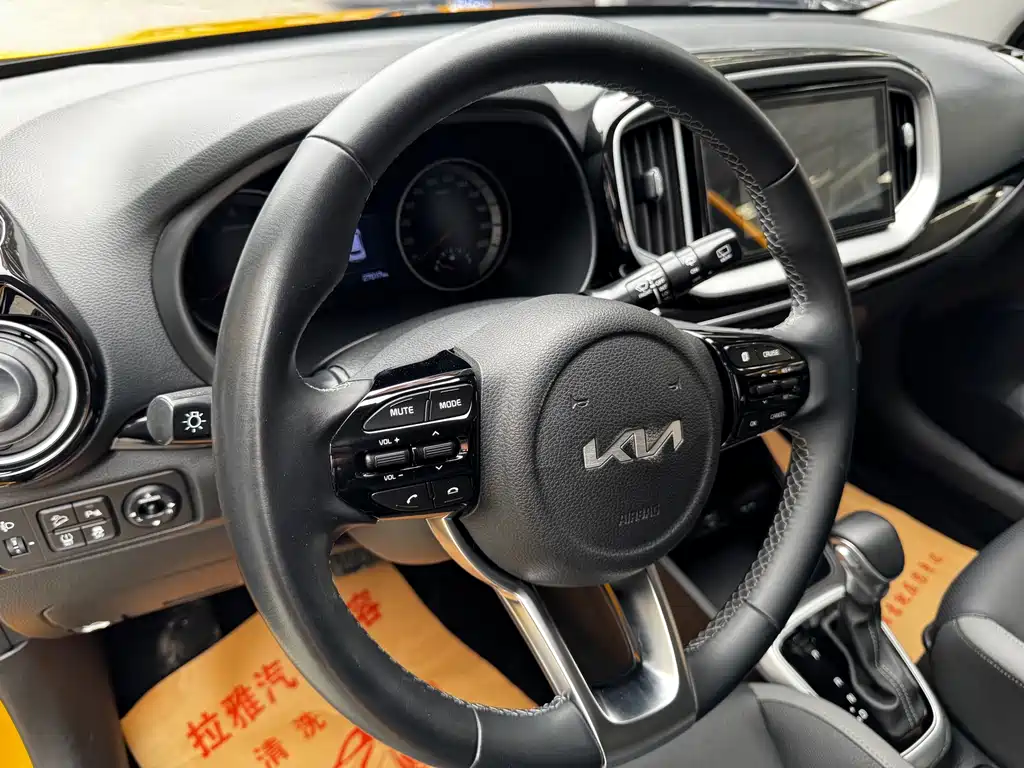 Kia KX1 2022 — фото 9