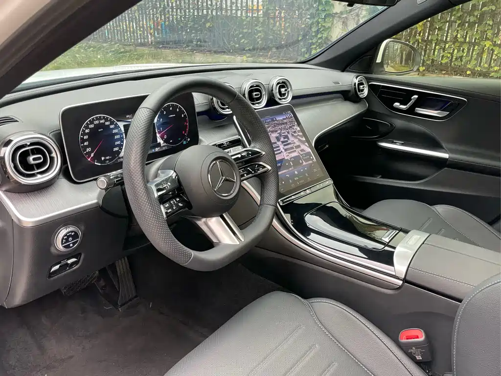 Mercedes-Benz C-Class 2022