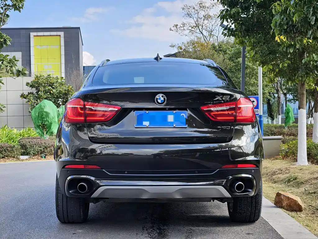 BMW X6 2015 — фото 10