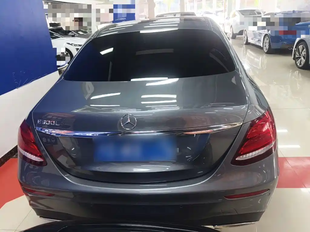 Mercedes-Benz E-Class 2017