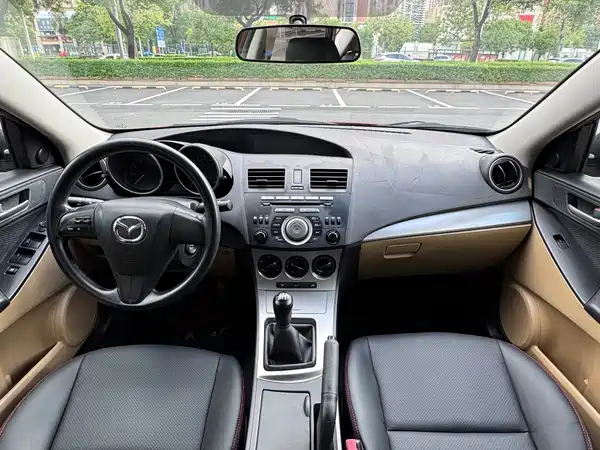 Mazda 3 2011