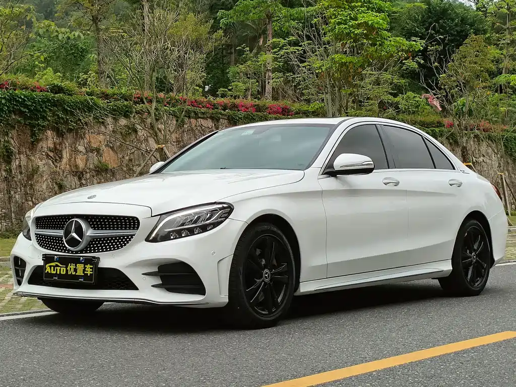 Mercedes-Benz C-Class 2020