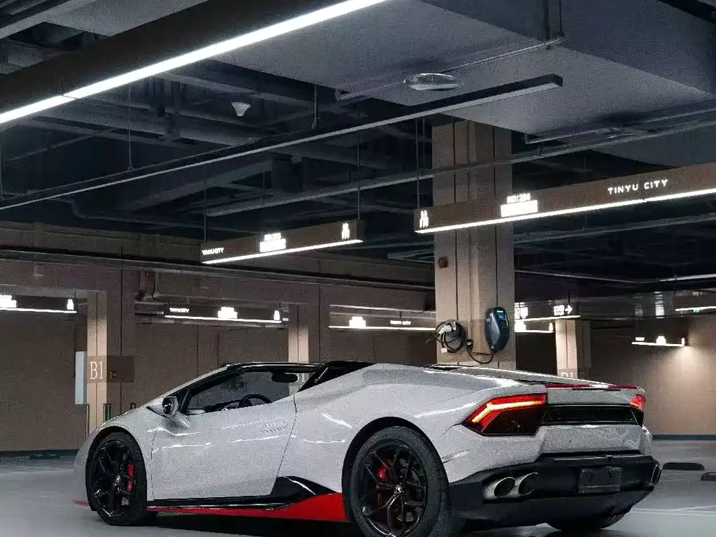 Lamborghini Huracan 2017 — фото 9
