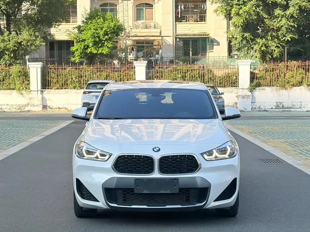BMW X2 2021 — фото 2