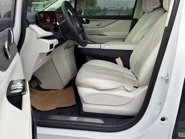Buick GL8 New Energy 2025