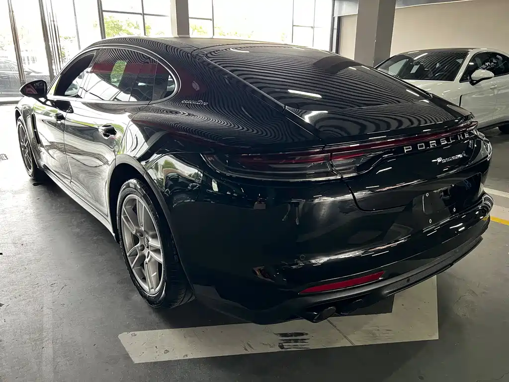 Porsche Panamera 2021 — фото 20