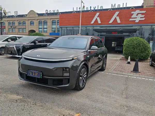 Li Auto L8 2024