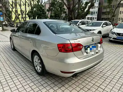 Volkswagen Sagitar 2012