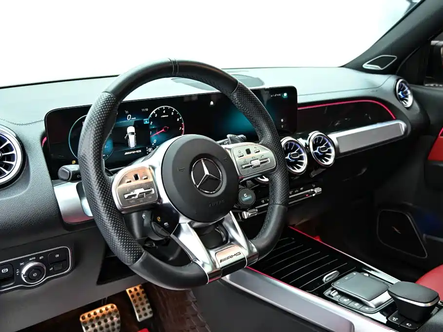 Mercedes-Benz GLB AMG 2023 — фото 14