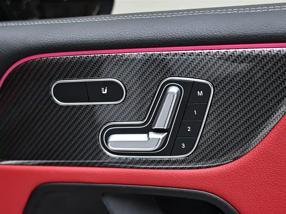 Mercedes-Benz GLB AMG 2023 — фото 29