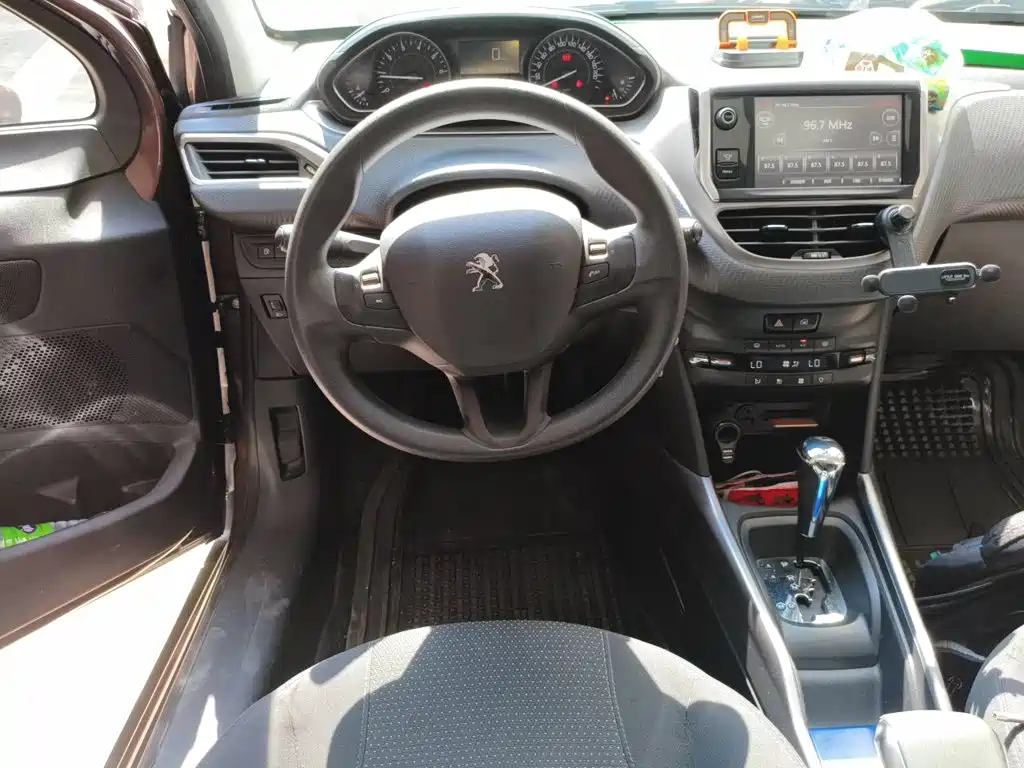 Peugeot 2008 2016