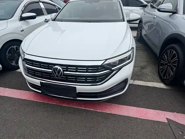 Volkswagen Sagitar 2024