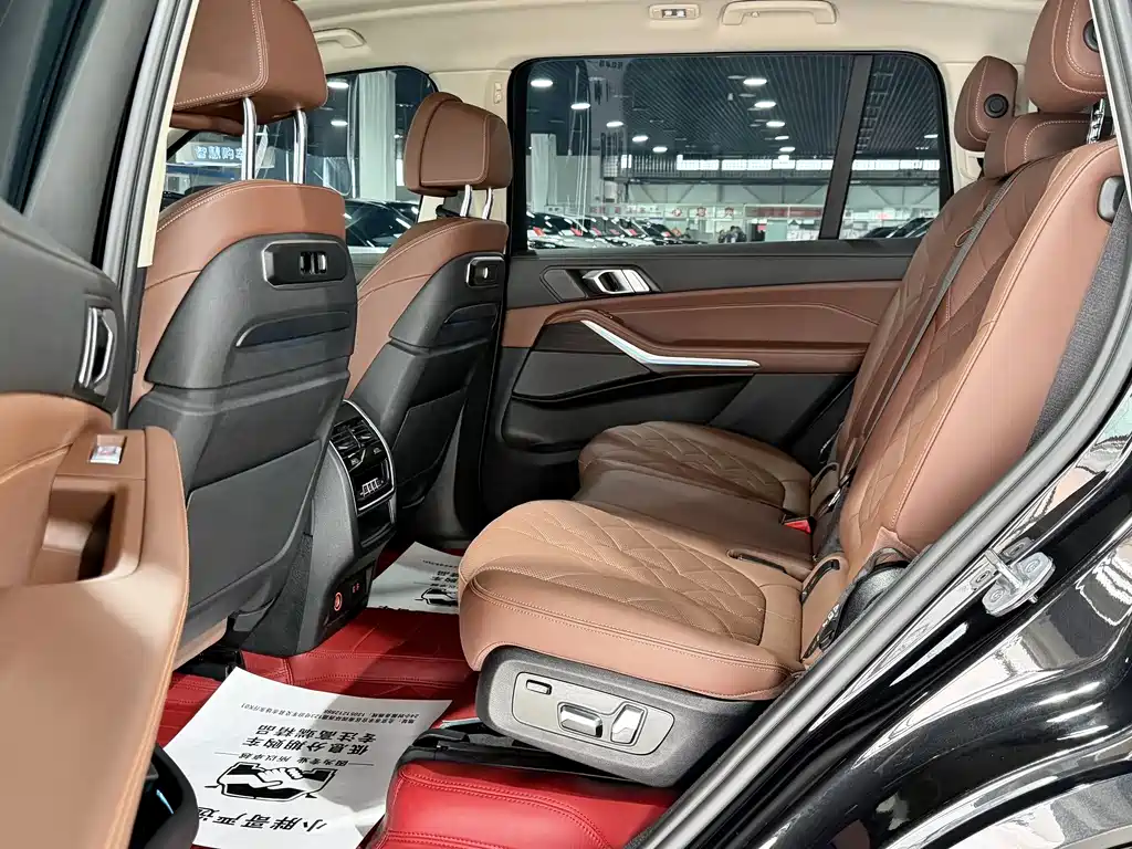 BMW X7 2023 — фото 11