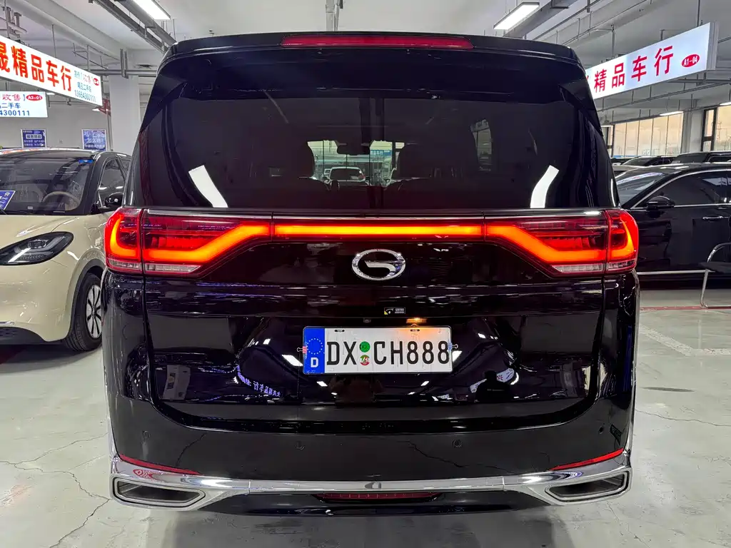 GAC Motor Trumpchi M8 2022 — фото 5