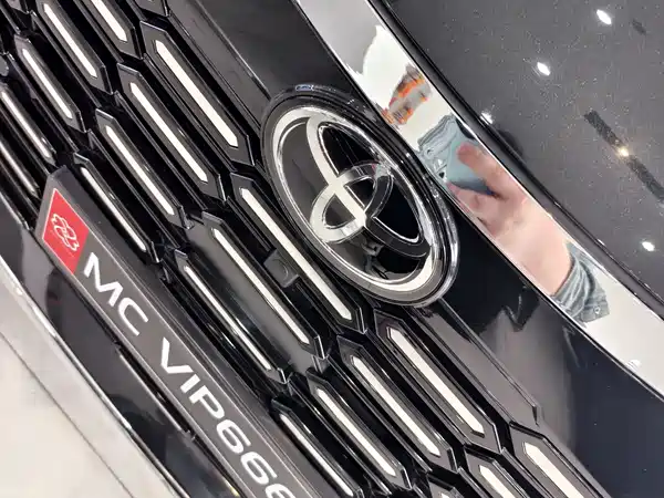 Toyota Granvia 2026